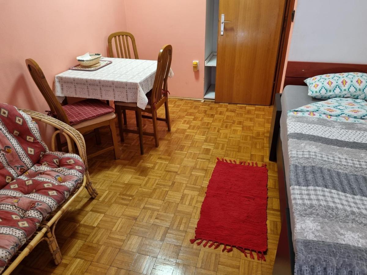 Apartments Jelena بيروغ المظهر الخارجي الصورة